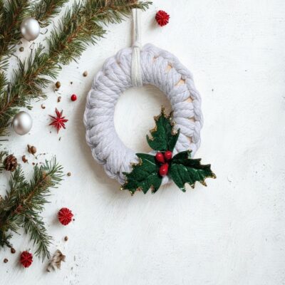 White Holly Mini Wreath